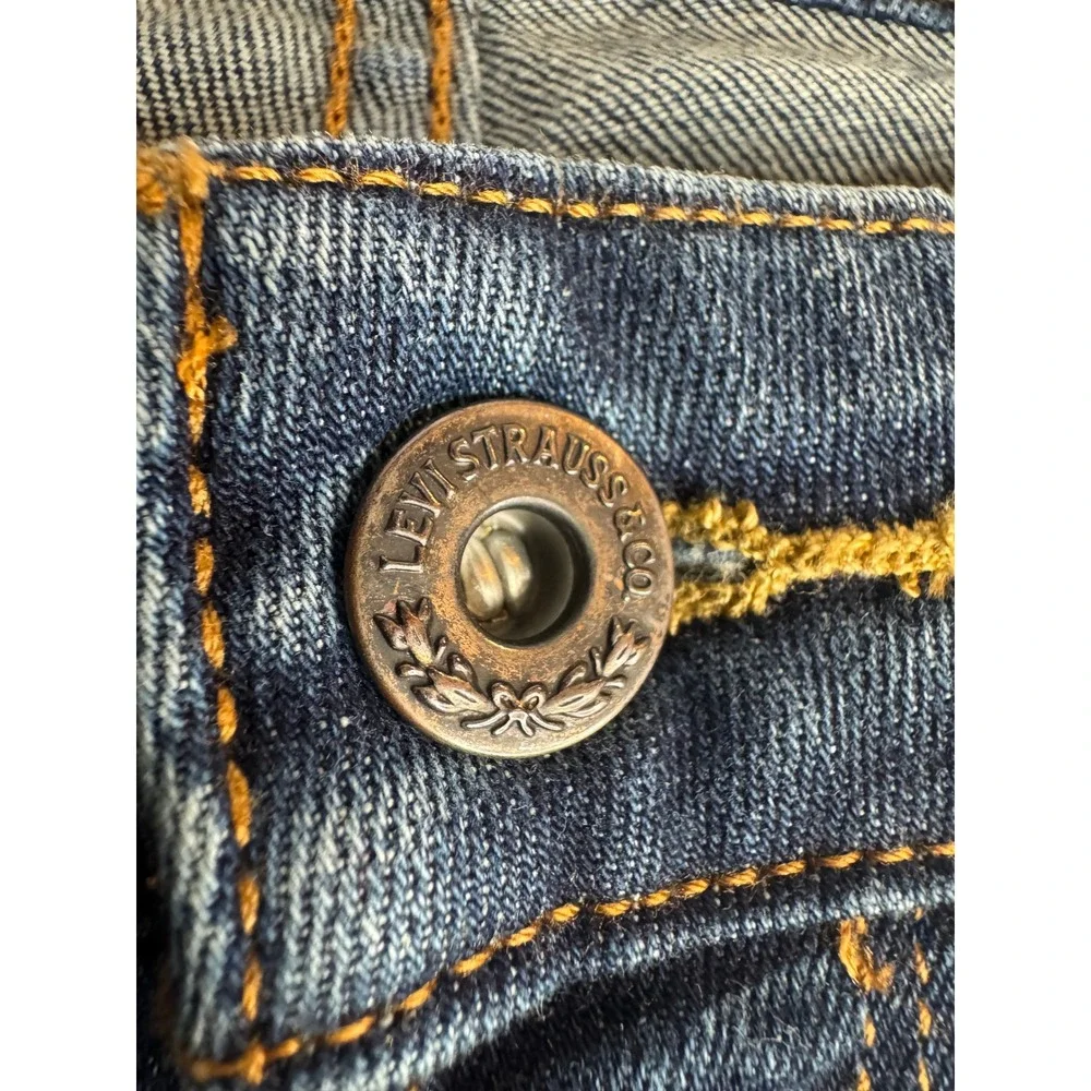 Levi's Denim Cutoff‎ Shorts Size 6 Frayed Hem Casual Summer Jean Shorts